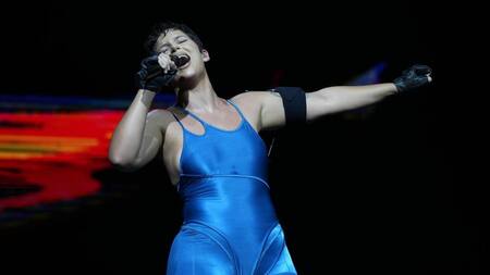 Nathy Peluso, durante su actuación en el festival de música electrónica "Sonar" en Barcelona. EFE