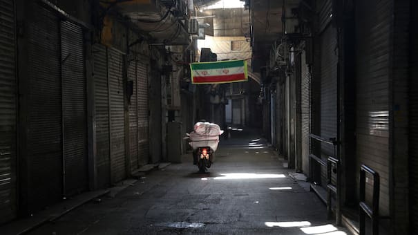 Irán restringió el acceso a internet global en todo el país