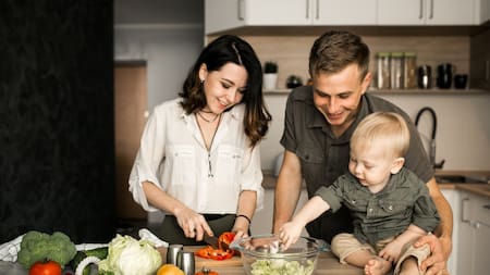 Cocina; familia. Foto: Freepik.