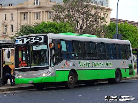 Colectivo de la línea 129.