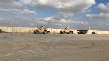 Tanques estadounidenses en base militar en Irak. Foto: Reuters.