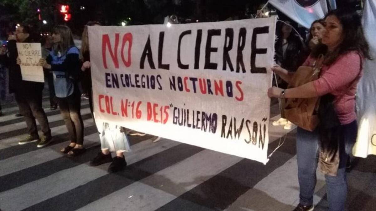 Secundarias nocturnas