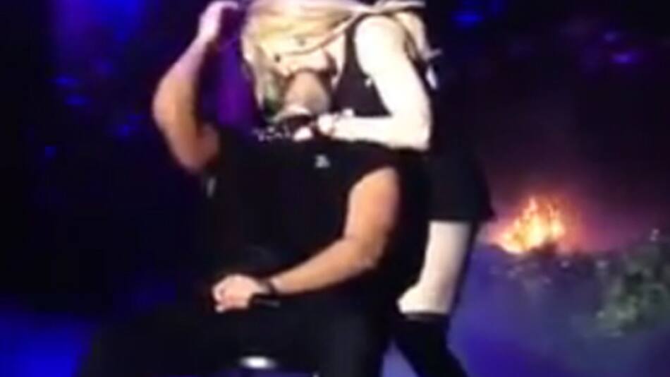 Beso de Madonna a Drake