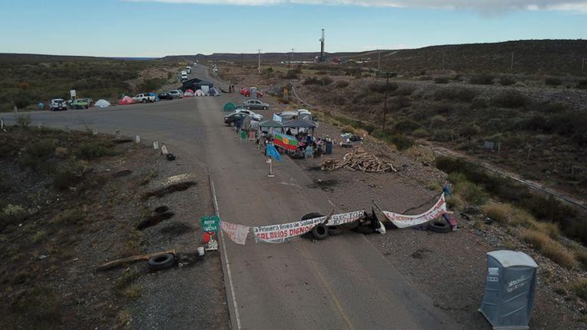 Corte en Vaca Muerta de trabajadores de la Salud de Neuquén