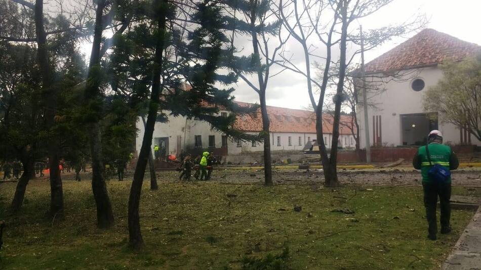 Atentado en Bogotá con coche bomba, Colombia, Twitter