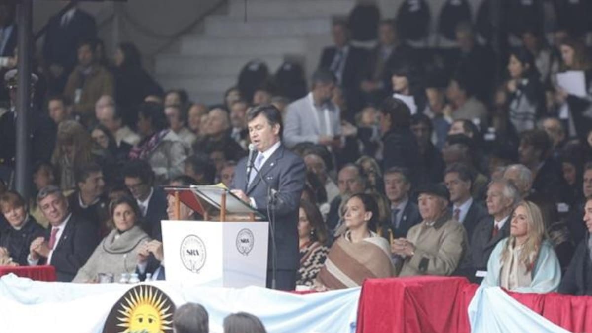 El titular de la Sociedad Rural dijo ante Michetti que "la presión tributaria es asfixiante"