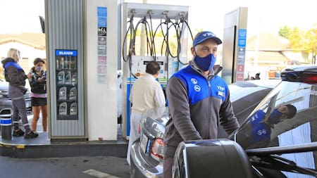 YPF, estación de servicio, combustibles, NA