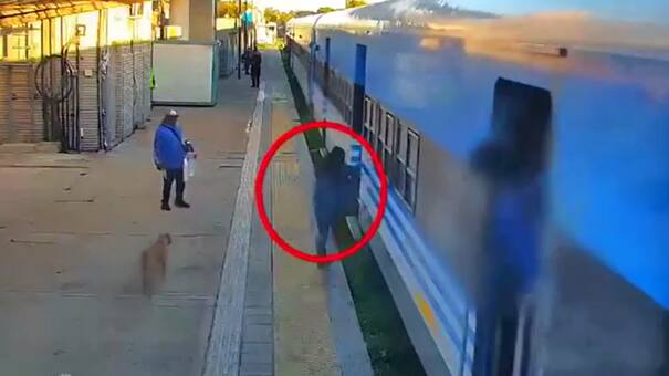 Momento de tensión en Moreno: una mujer quiso subir al tren en movimiento y cayó entre las vías