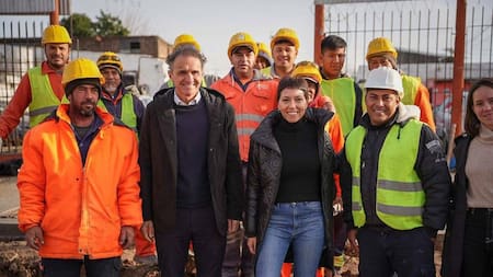Mayra Mendoza y Gabriel Katopodis en Quilmes. Foto: Prensa.