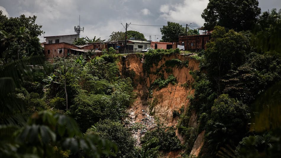 El paso del ciclón extratropical en Brasil dejó cuatro muertos. Foto: EFE.