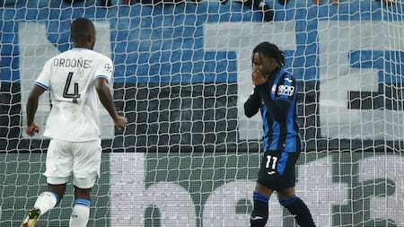 Falló un penal, Atalanta quedó eliminado y su entrenador lo criticó: la dura interna entre Gasperini y Lookman