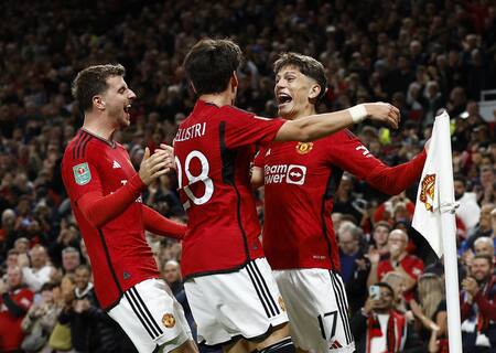 Festejo de Alejandro Garnacho para el Manchester United. Foto: REUTERS.