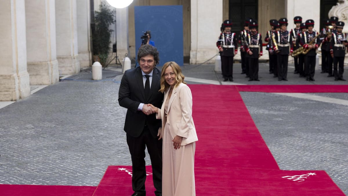 Javier Milei se reunió con Giorgia Meloni en Roma para la firma del acuerdo ENI-YPF