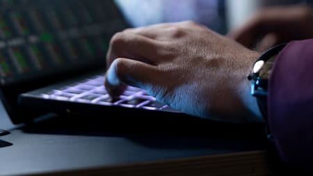 Australia busca más seguridad para el manejo de las redes sociales en adolescentes. Foto: Freepik.