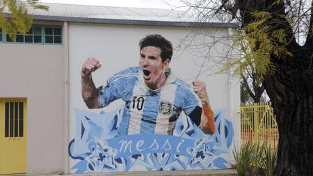 Recorrido turístico de Messi en Rosario, AGENCIA NA