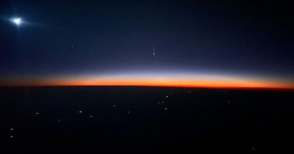 Cometa del Siglo capturado por un capitán de Copa Airlines. Foto: X