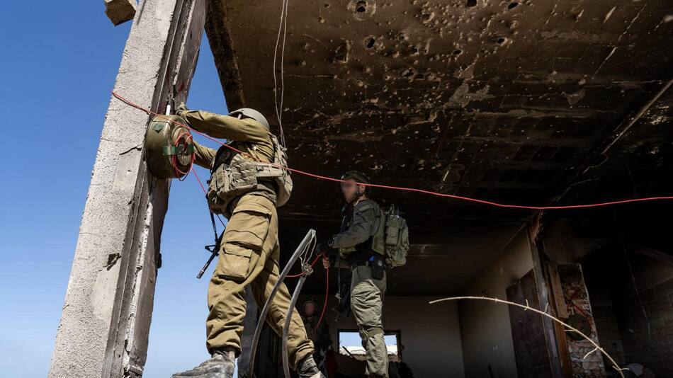 Operaciones del Ejército israelí en el Hospital Al Shifa de Gaza. Foto: EFE.