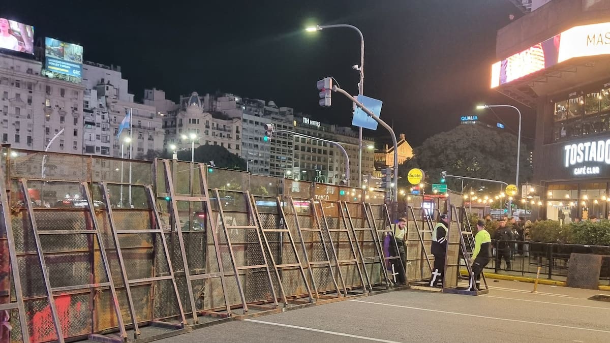 Hoy juega Argentina: el operativo de seguridad y cortes de tránsito en el Obelisco por la semifinal ante Inglaterra