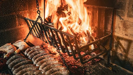 Asado; carne; parrilla. Foto: Unsplash.