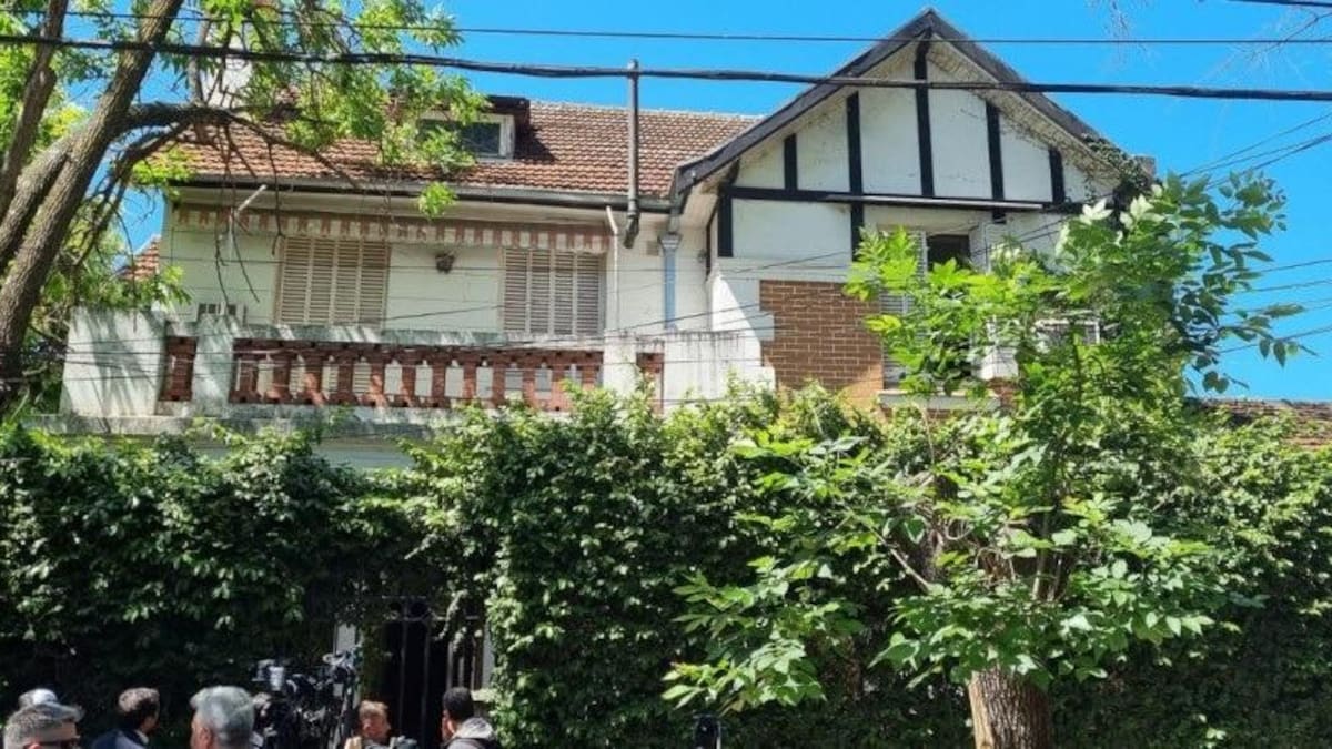 El domicilio de Haedo al 900, allanado por el doble crimen de Vicente López. Foto: NA.