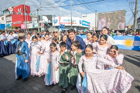 Fernando Espinoza en el acto por el Día de la Independencia