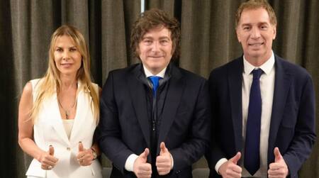 Karen Reichardt, Javier Milei y Diego Santilli.