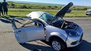 Trágico choque en la autovía Mar del Plata-Santa Clara: el auto se partió en dos y un bebé murió