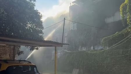Incendio en un conventillo de La Boca: cuatro personas fueron trasladadas al Hospital Argerich