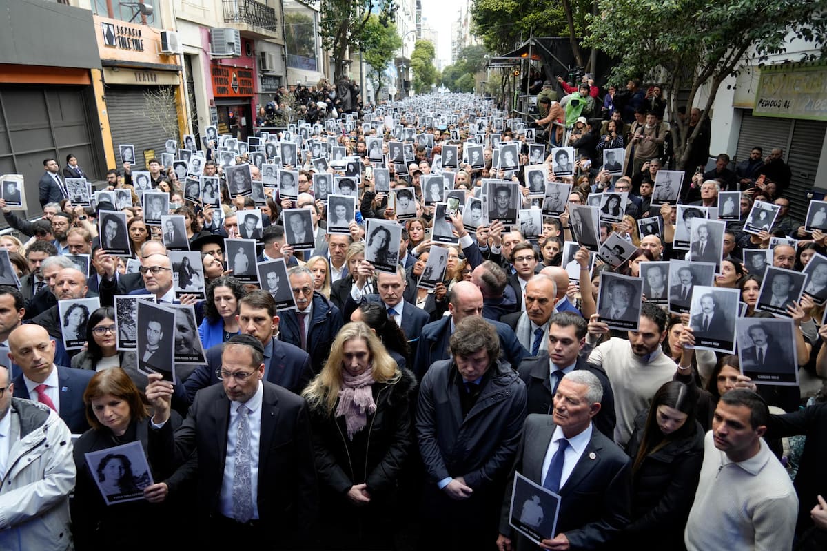 Javier Milei en el acto de los 32 años del atentado de la AMIA.
