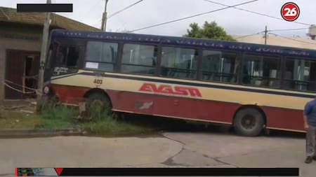 Choque de colectivos en Burzaco, CANAL 26