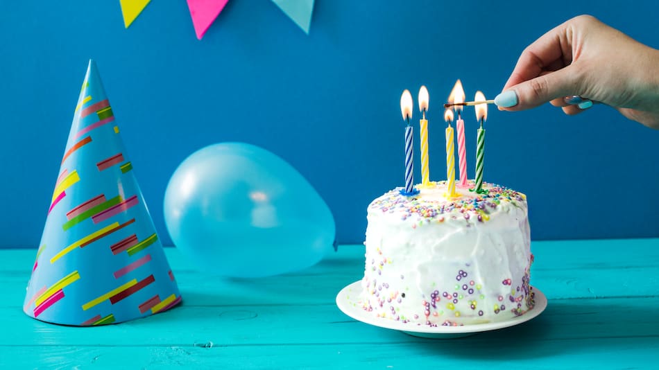 Festejo de cumpleaños con beneficios y descuentos exclusivos.
