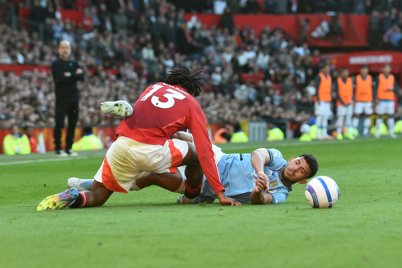 Empate en cero entre el Manchester United y el City. Foto: Reuters/Peter Powell