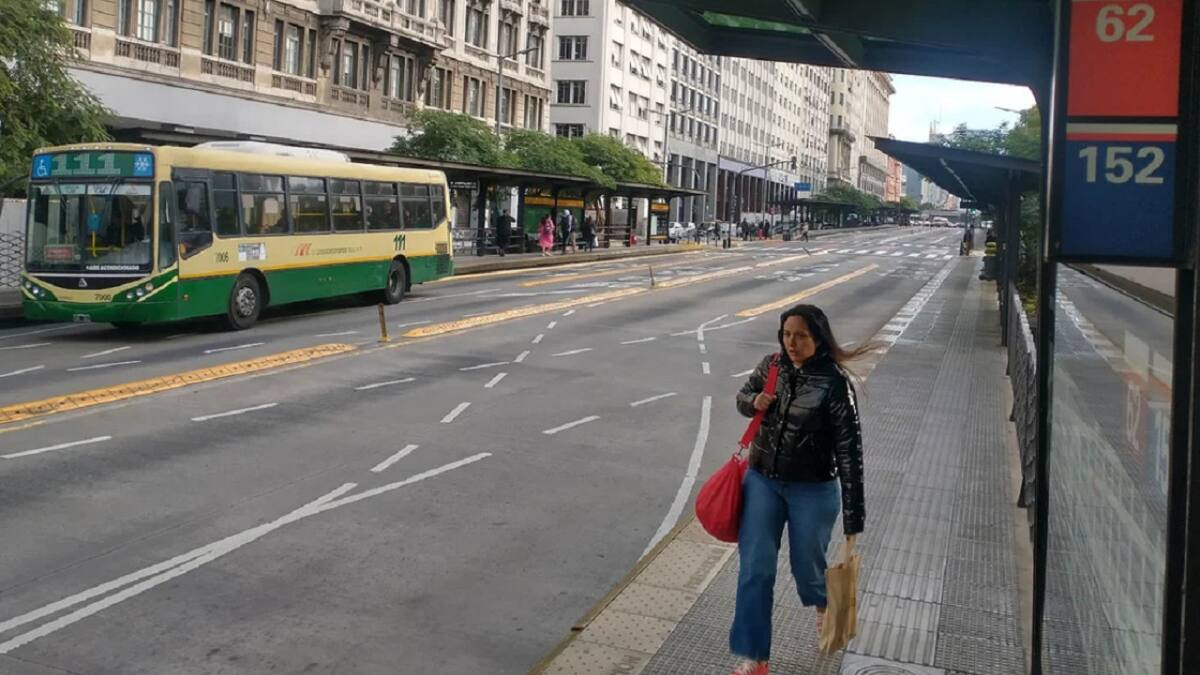 Paro de colectivos; transporte público. Foto: NA