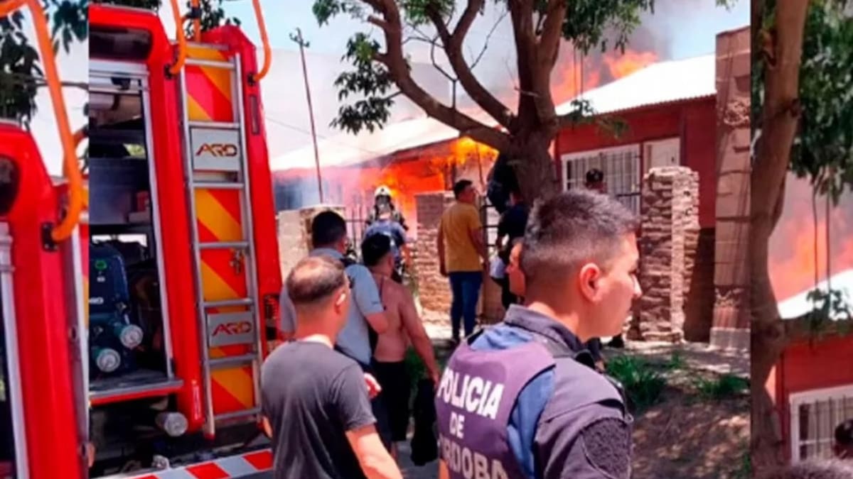 Incendio en Villa María, que dejó el saldo de una niña fallecida.