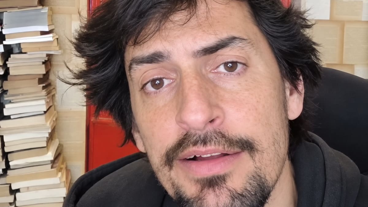 Patricio Rago, dueño de la librería Aristipo Libros