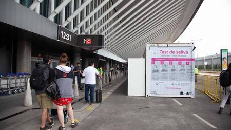 Controles contra el coronavirus en el Aeropuerto de Ezeiza