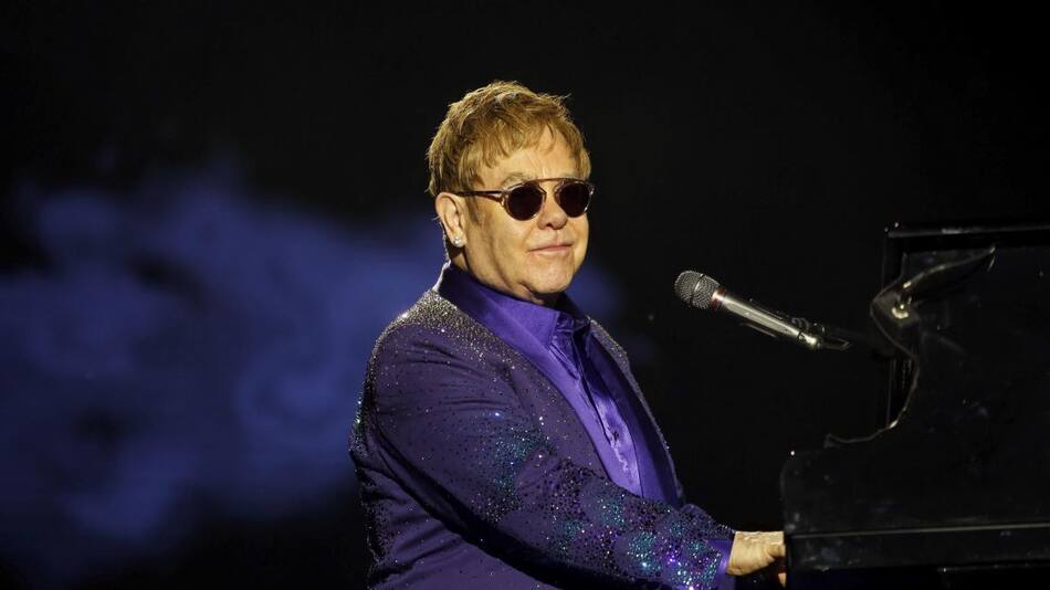 Elton John, músico, Agencia NA