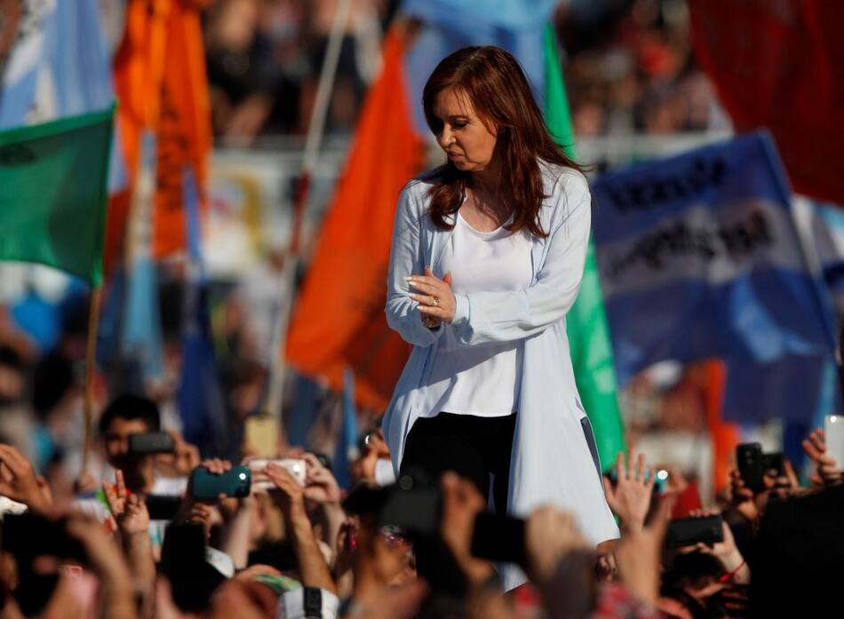 Cristina en Avellaneda cierre de campaña - REUTERS -