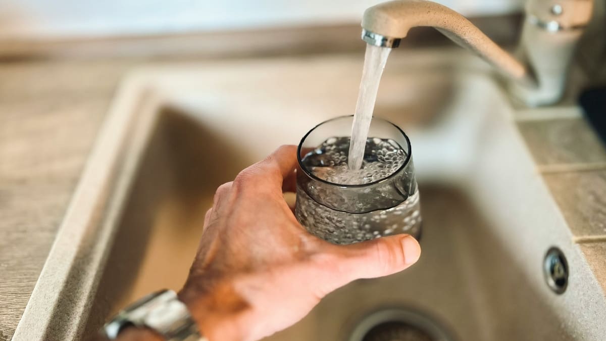 Contaminación por arsénico en el agua.