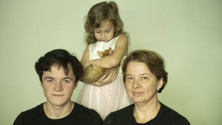 El largo viaje desde Ucrania de la pequeña Sofía para encontrarse con su abuela Alla en Buenos Aires. Télam