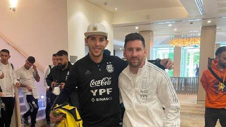 Cristian Solera y Lionel Messi, Foto Martín Insaurralde, Canal 26