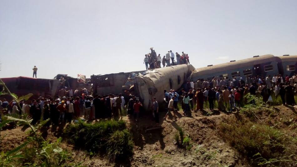 Choque de trenes fatal en Egipto, REUTERS