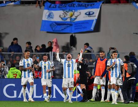 El festejo de Messi tras su golazo ante Ecuador. Foto: Télam.