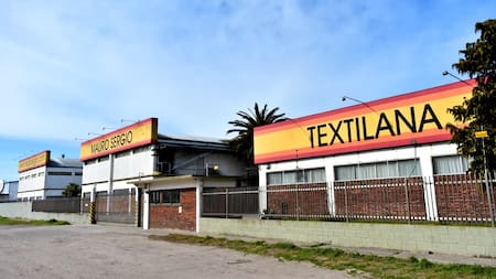 Cerró la fábrica de pullovers más famosa de Mar del Plata: alarma por casi 200 suspensiones