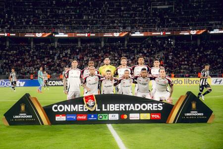 La formación de Flamengo ante Central Córdoba (SdE). Foto: X @Flamengo