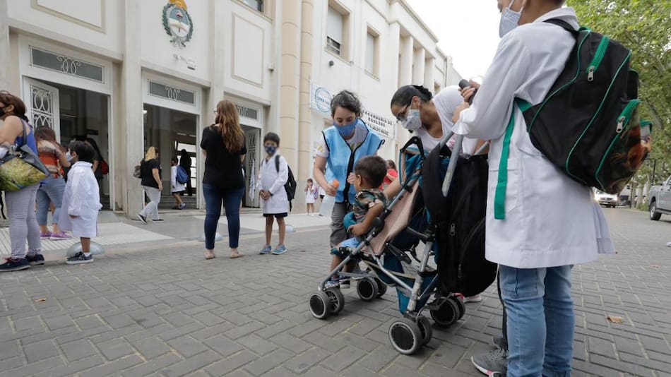 Clases presenciales en pandemia, Agencia NA