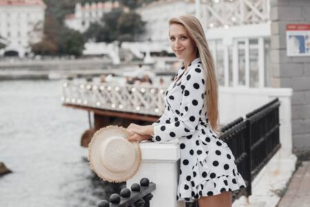 Estampados polka-dot (lunares). Foto: Freepik.