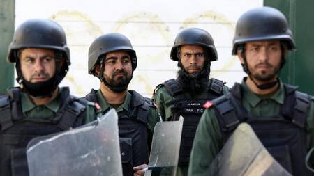 La policía se involucró en los conflictos en Pakistán. Foto: EFE