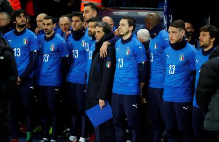 Argentina vs Italia - Reuters - Minuto de Silencio por Astori y Houseman