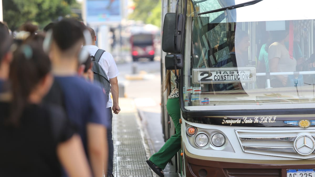 Los colectivos renuevan su tecnología con diferentes medios de pago.